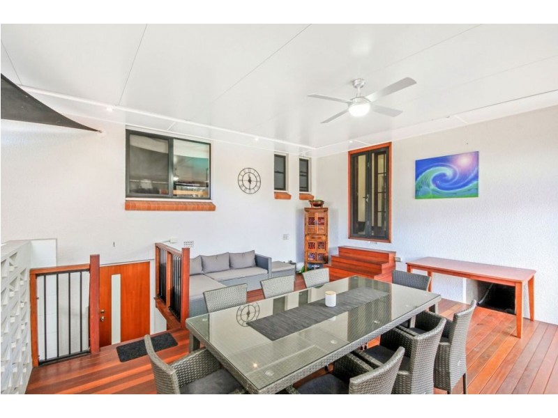 124 Marshall Road, Holland Park West QLD 4121