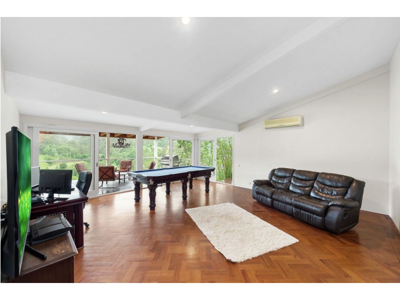 607F Upper Brookfield Road, Upper Brookfield QLD 4069