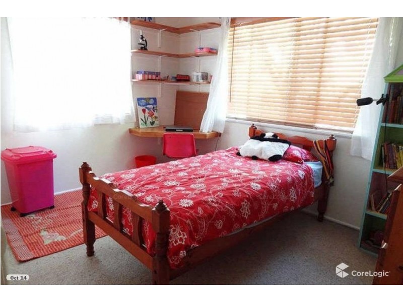 22 Fallbrook Street, Kenmore QLD 4069