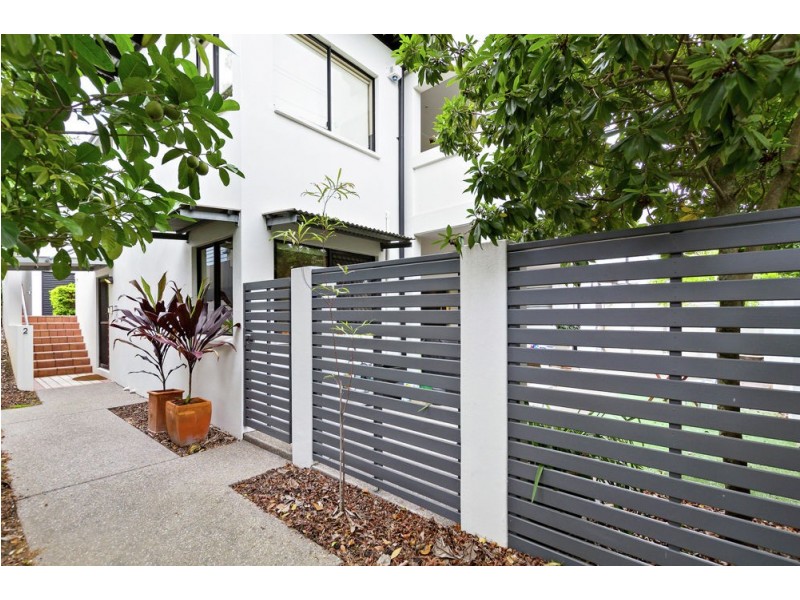 2/4 Explorer Street, Toowong QLD 4066