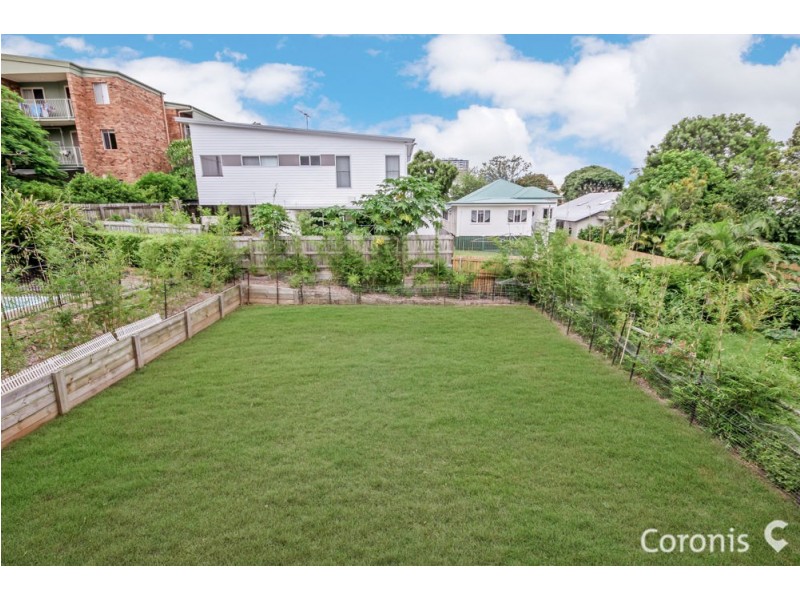 12 Pioneer Street, Toowong QLD 4066