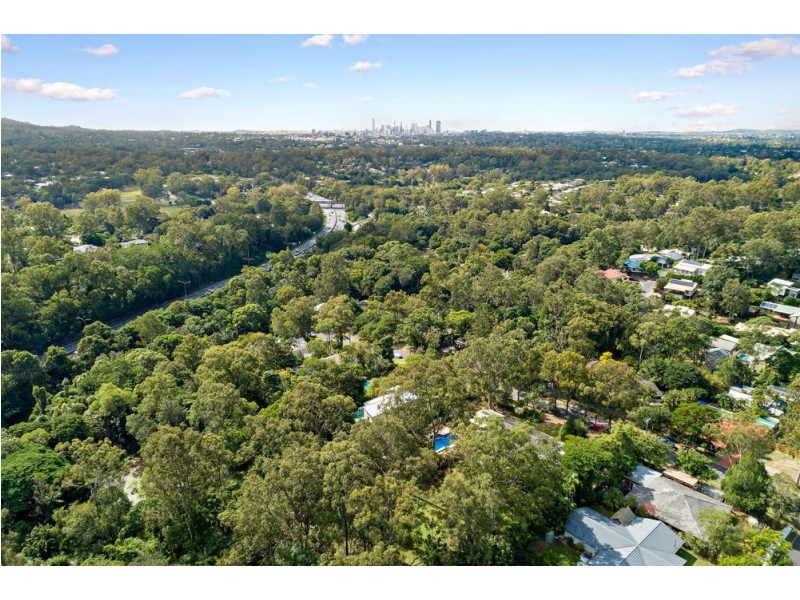 20 Norman Street, Fig Tree Pocket QLD 4069