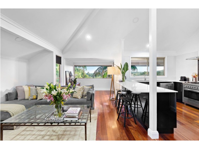 58 Bielby Road, Kenmore Hills QLD 4069