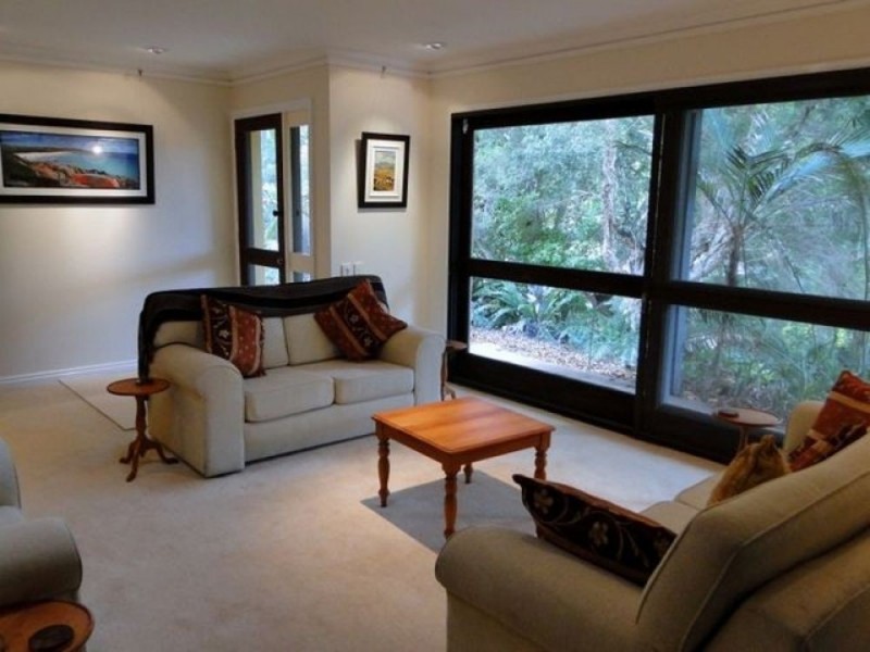 50 Gubberley Street, Kenmore QLD 4069