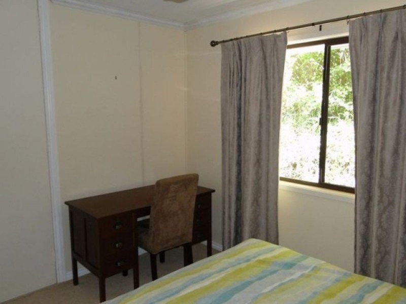 50 Gubberley Street, Kenmore QLD 4069