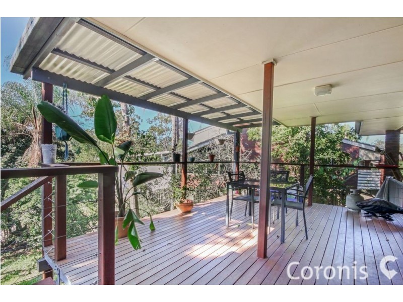 15 Chantilly Street, Chapel Hill QLD 4069