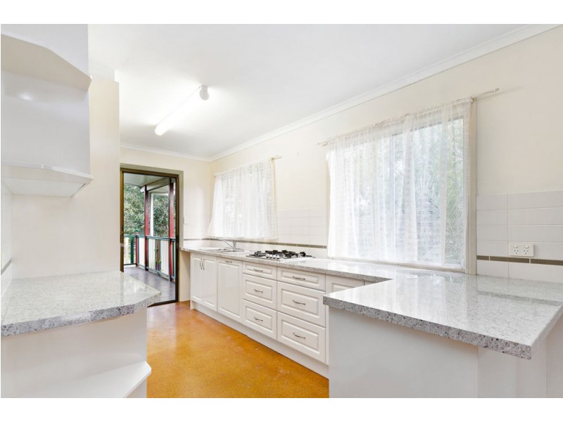 24 Pavonia Street, Everton Hills QLD 4053