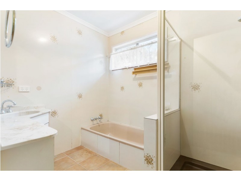 24 Pavonia Street, Everton Hills QLD 4053