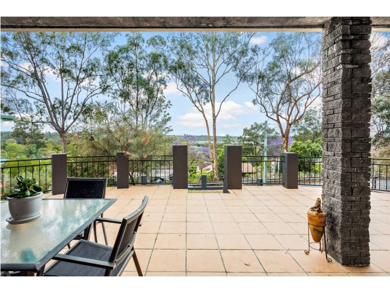 10 Looranah Street, Jindalee QLD 4074