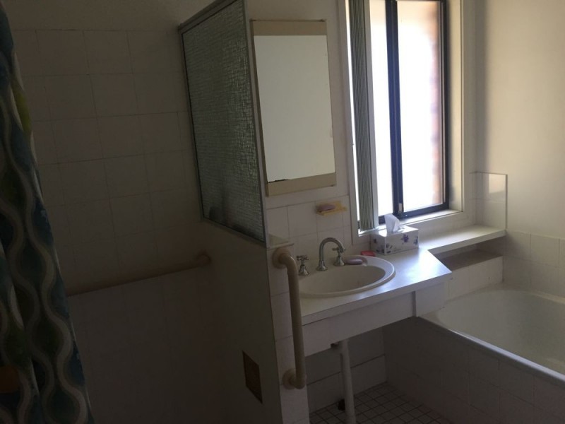 11 Chatburn Street, Chapel Hill QLD 4069