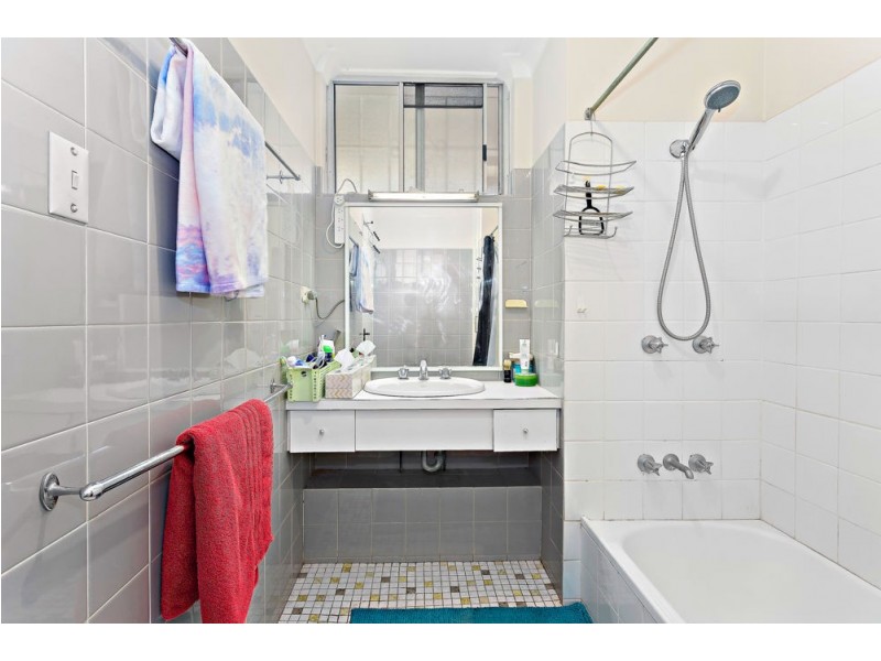 5/22 Holland Street, Toowong QLD 4066