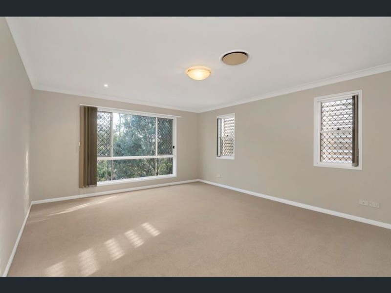 17 Usher Street, Indooroopilly QLD 4068