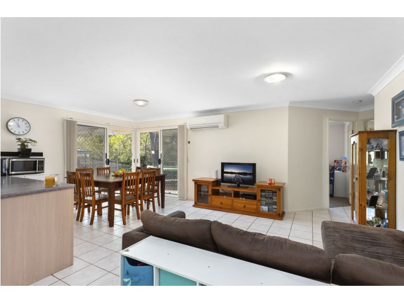 6 Bribie Place, Forest Lake QLD 4078