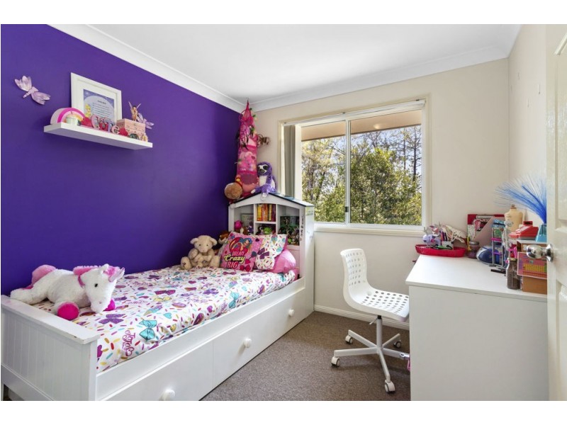 6 Bribie Place, Forest Lake QLD 4078