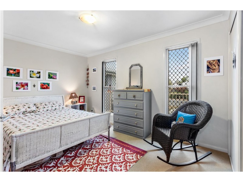 17 Usher Street, Indooroopilly QLD 4068