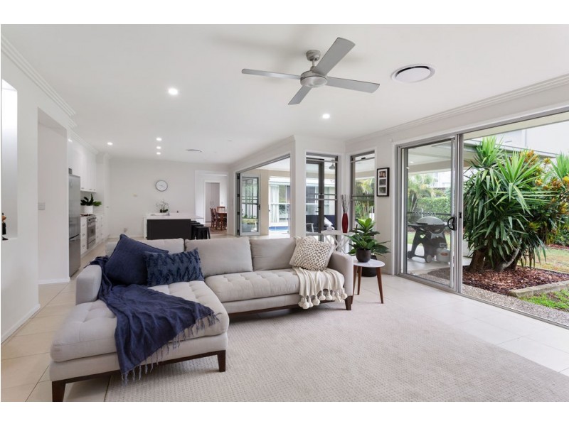 5 Ramada Place, Fig Tree Pocket QLD 4069