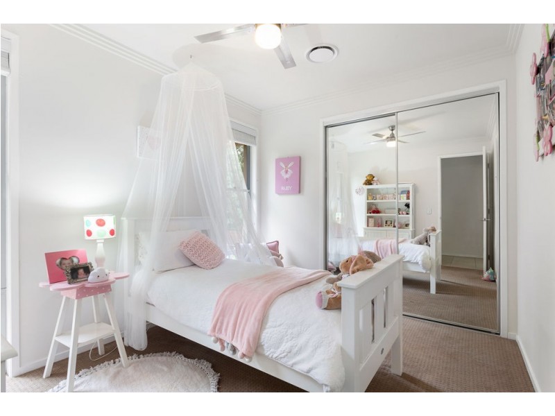 5 Ramada Place, Fig Tree Pocket QLD 4069