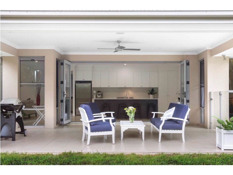 5 Ramada Place, Fig Tree Pocket QLD 4069