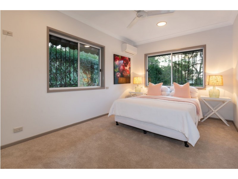 16 Errogie Place, Fig Tree Pocket QLD 4069