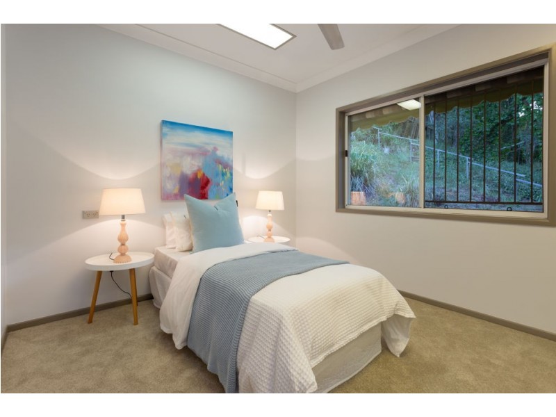 16 Errogie Place, Fig Tree Pocket QLD 4069