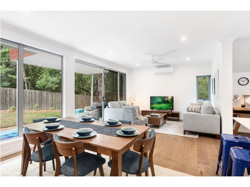 45 Kersley Road, Kenmore QLD 4069