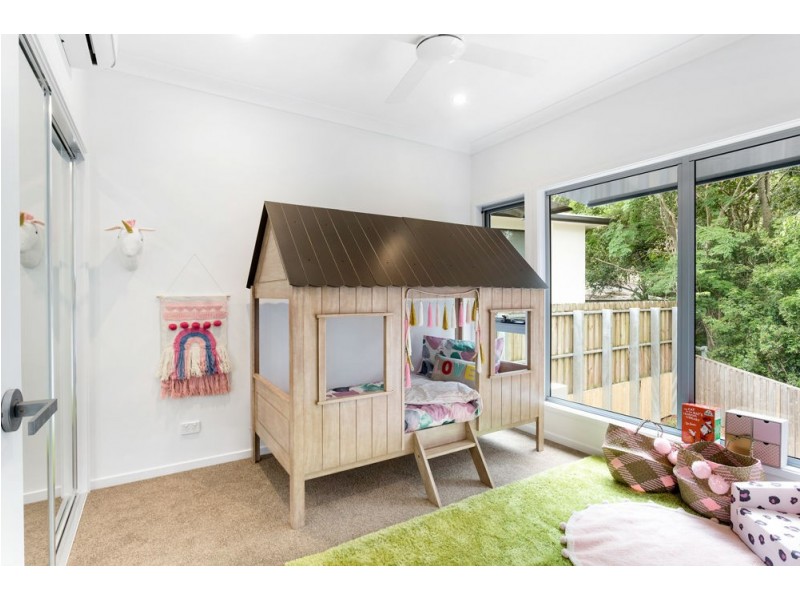 45 Kersley Road, Kenmore QLD 4069