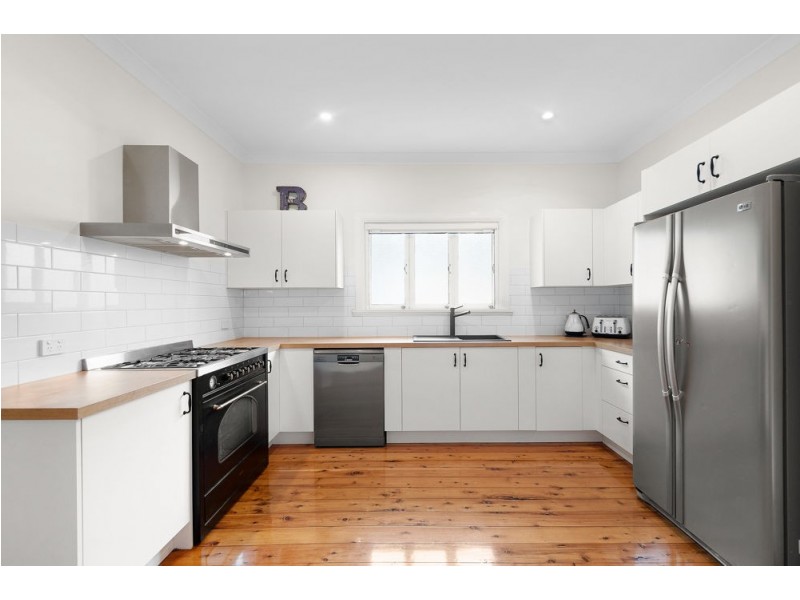 25 Bracken Street, Moorooka QLD 4105