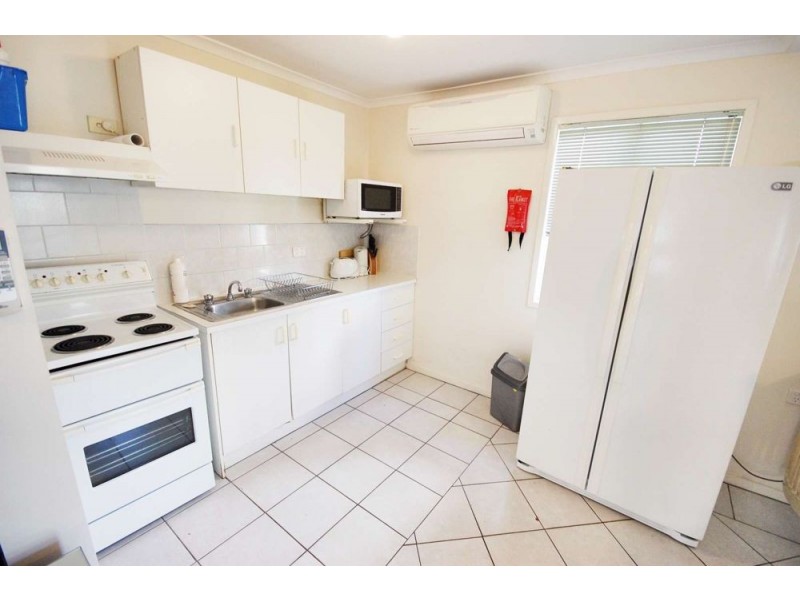 2/10 Wyndham Street, Herston QLD 4006