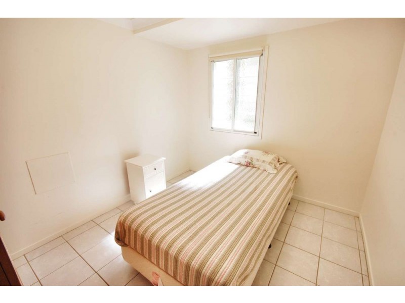 2/10 Wyndham Street, Herston QLD 4006