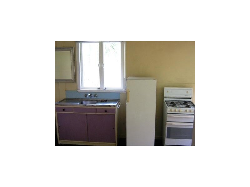 4/10 Wyndham Street, Herston QLD 4006