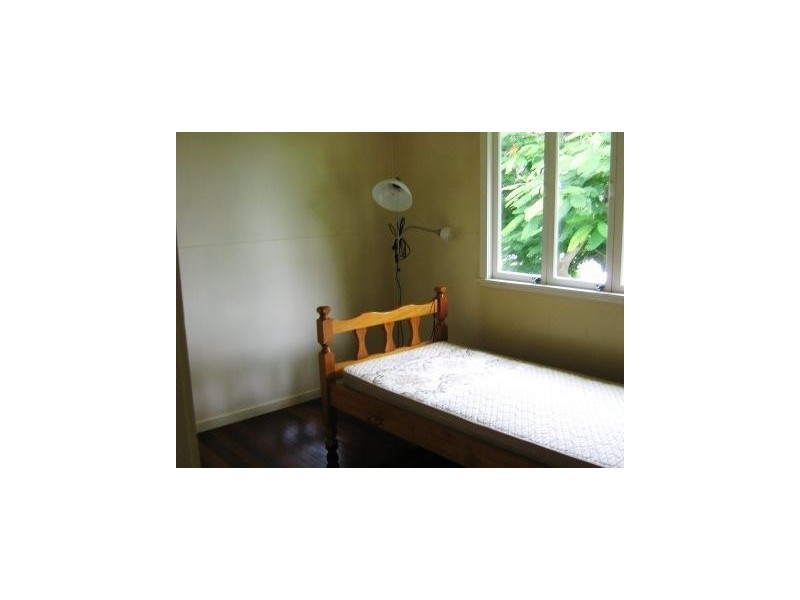 4/10 Wyndham Street, Herston QLD 4006