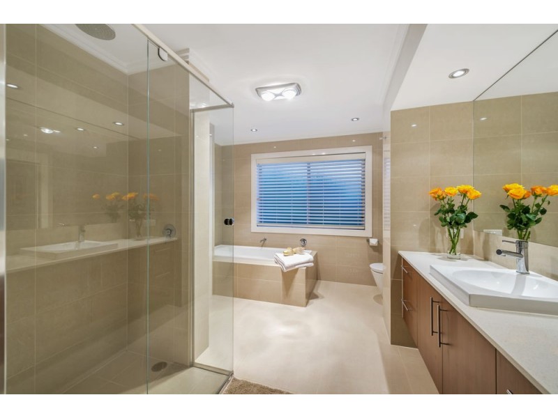 28 Robertson Place, Fig Tree Pocket QLD 4069