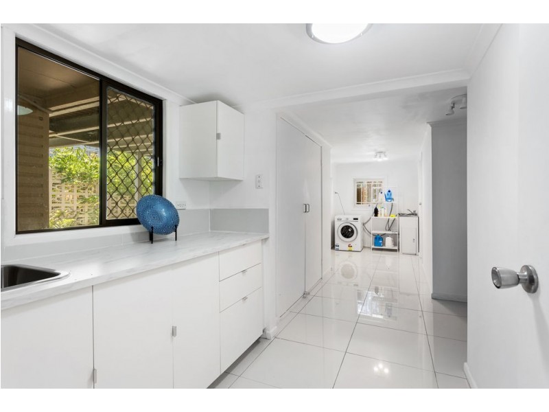 99 Jerrang Street, Indooroopilly QLD 4068