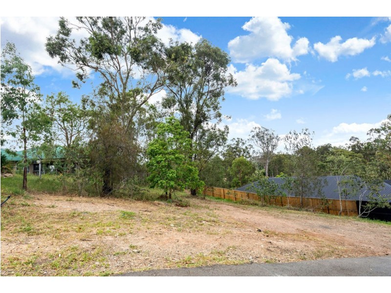 36 Lagoon Crescent, Bellbowrie QLD 4070