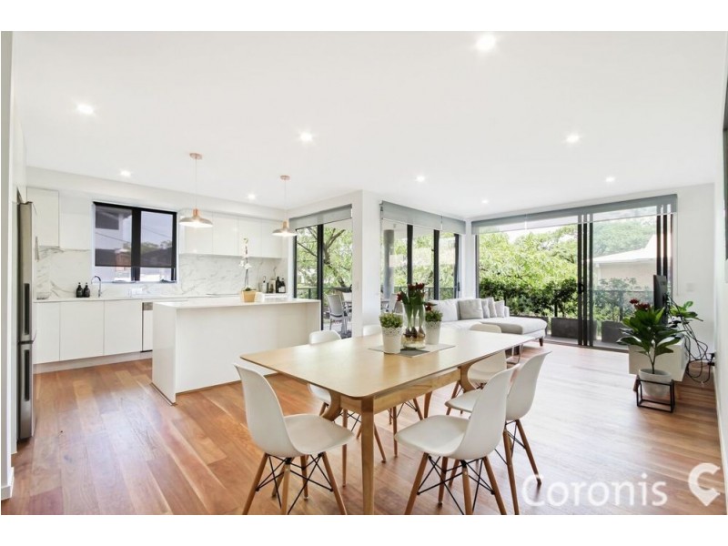 2/27 Seven Oaks Street, Taringa QLD 4068