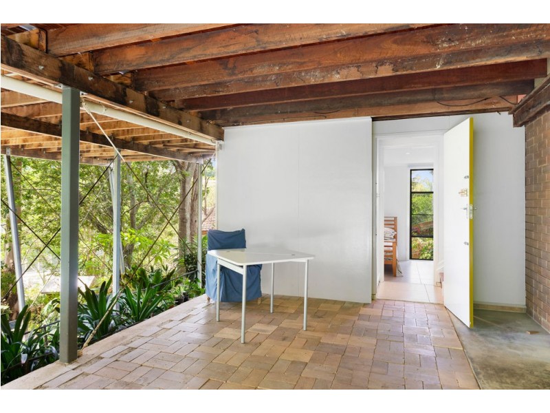 3 Blackstone Street, Indooroopilly QLD 4068