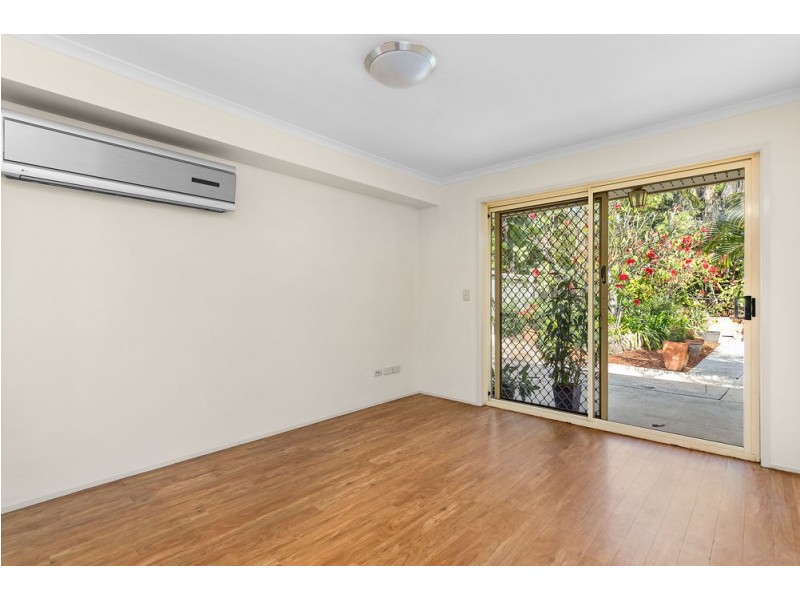 13 Wyena Street, Camp Hill QLD 4152