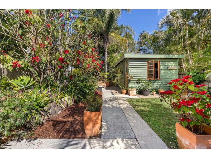 13 Wyena Street, Camp Hill QLD 4152