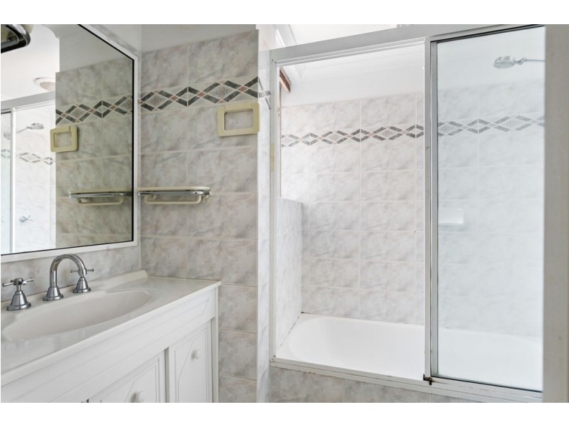 1/215 Baroona Road, Paddington QLD 4064