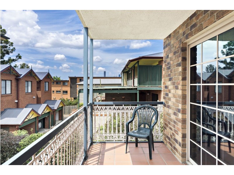 1/215 Baroona Road, Paddington QLD 4064