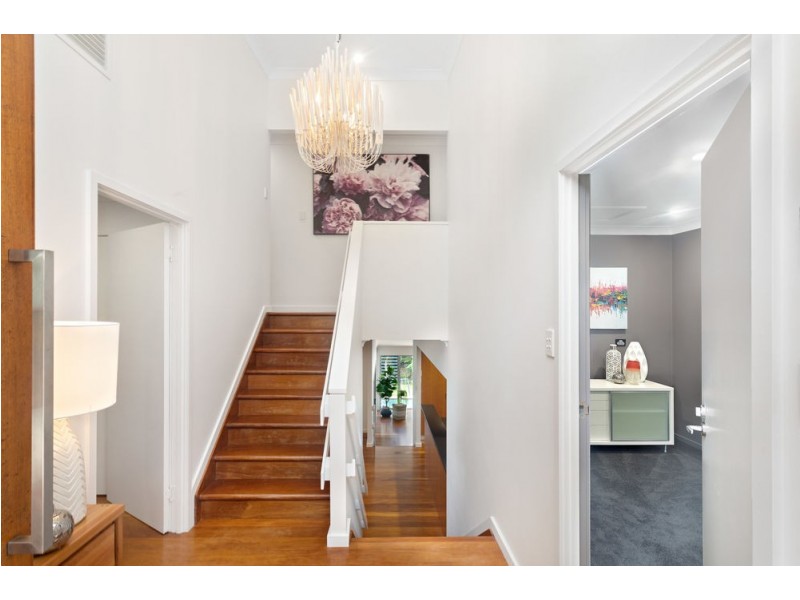 13 Thiesfield Street, Fig Tree Pocket QLD 4069