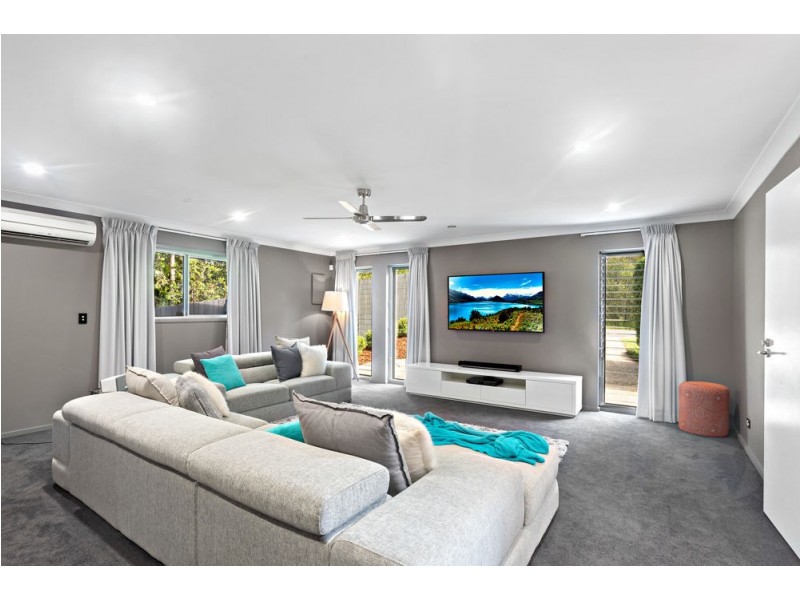 13 Thiesfield Street, Fig Tree Pocket QLD 4069