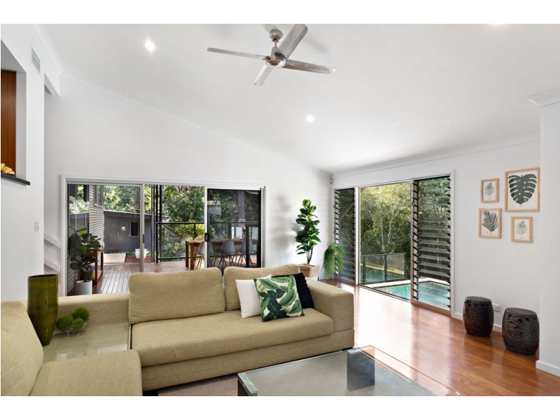 13 Thiesfield Street, Fig Tree Pocket QLD 4069