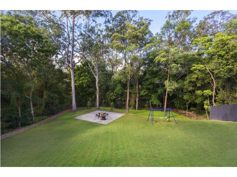 13 Thiesfield Street, Fig Tree Pocket QLD 4069