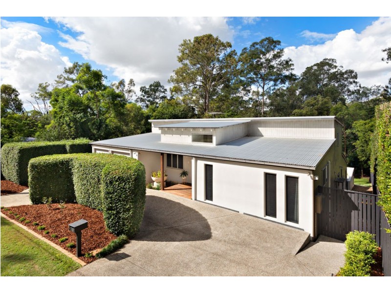 13 Thiesfield Street, Fig Tree Pocket QLD 4069