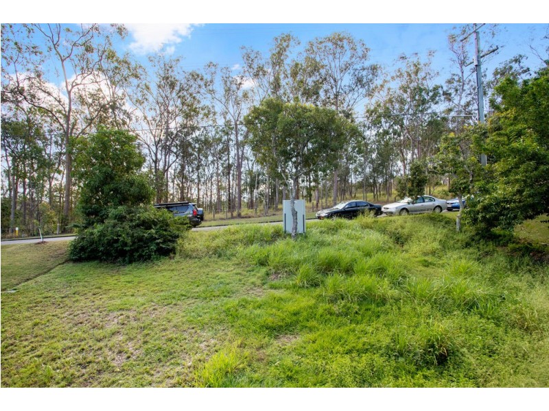 17 Yarawa Street, Kenmore QLD 4069