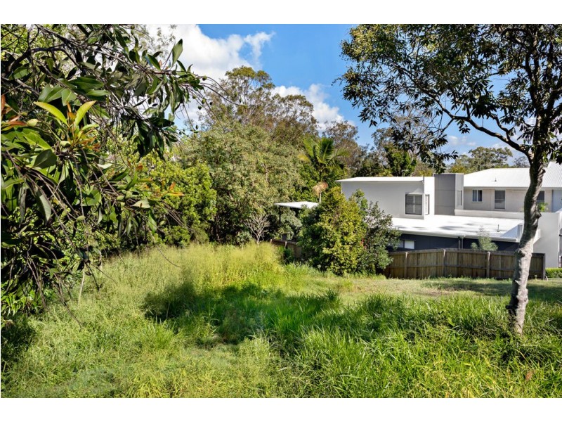17 Yarawa Street, Kenmore QLD 4069