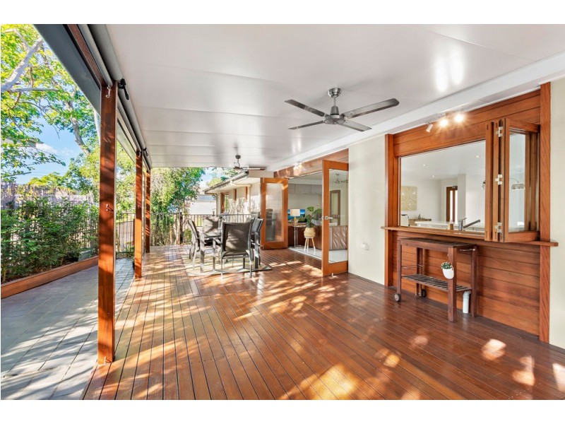 4 Aylesbury Street, Fig Tree Pocket QLD 4069