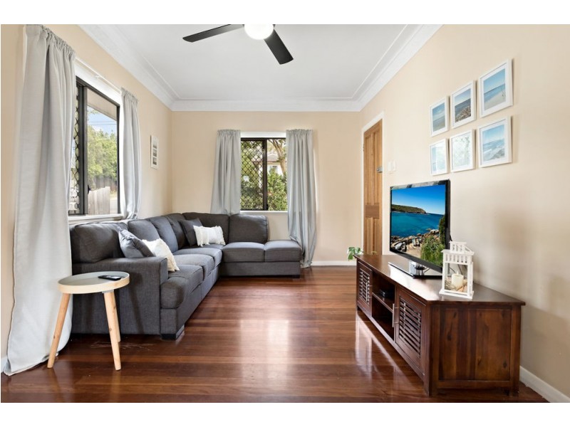 12 Kurts Street, Holland Park West QLD 4121