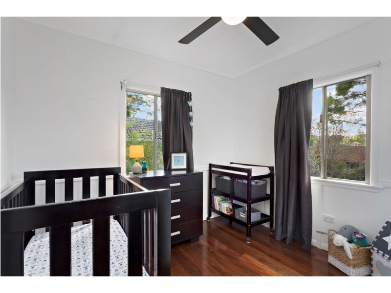 12 Kurts Street, Holland Park West QLD 4121